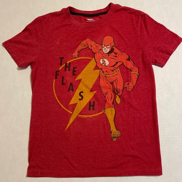 ✨🦋✨   Excellent DC Comics ⚡️Flash T-shirt ⚡️Distressed Red ✨ - Picture 2 of 10